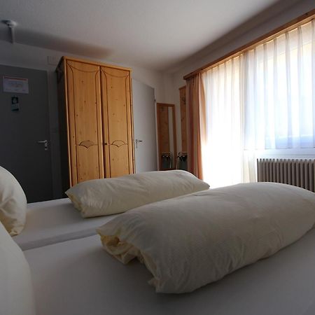 Hotel Al Rom Tschierv Quarto foto